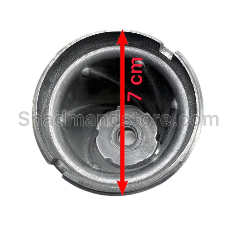 813